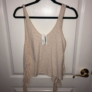 *NEW WITH TAGS* La Made Cream Fringe Tank